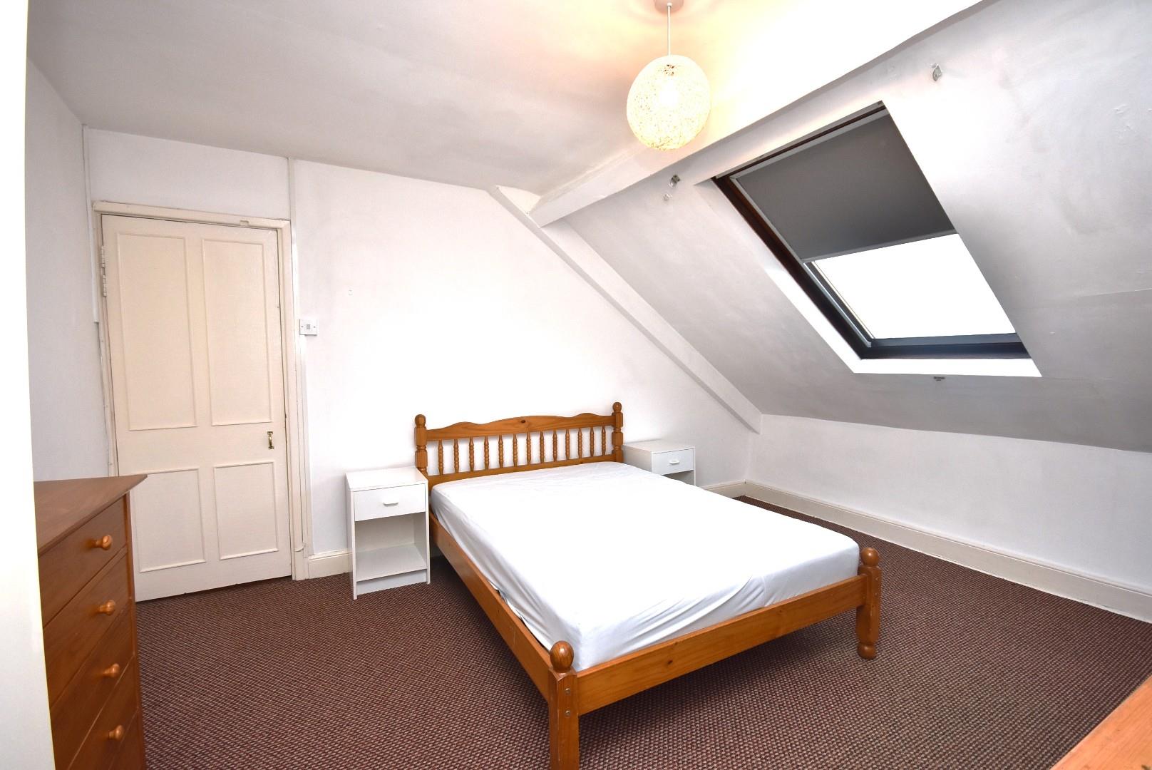 Flat 3, 68 Windsor Road, Penarth, CF64 1JJ